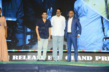 Maharshi Movie Pre Release Event